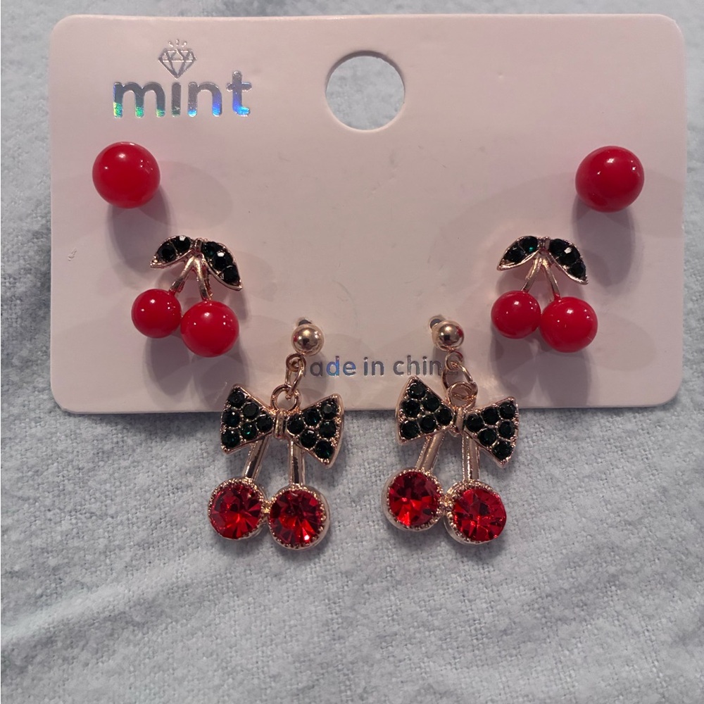 Mint Cherry Earrings Set - Picture 2 of 3